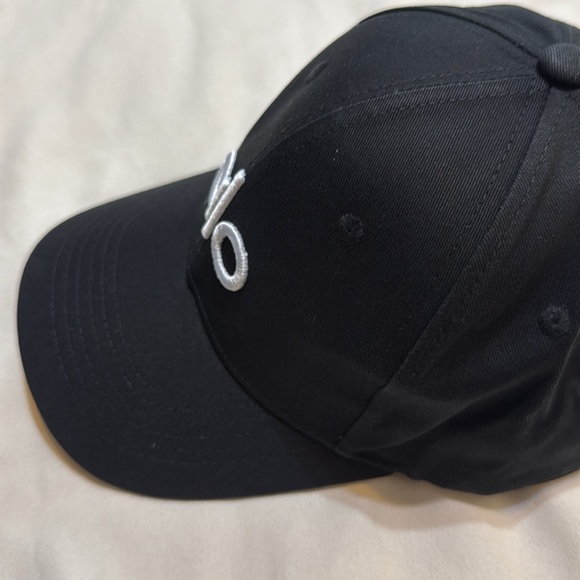 LAST ONE🔥 Alo Yoga hat Unisex - Picture 3 of 4